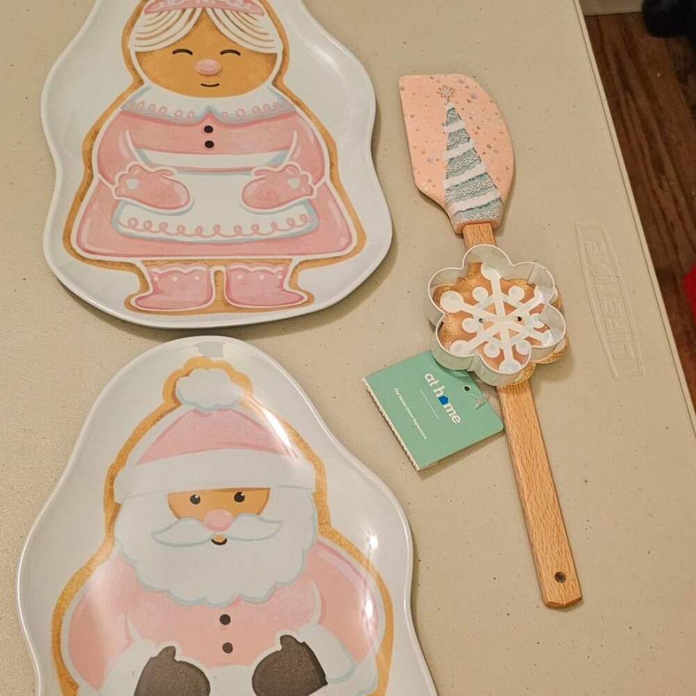 Mrs. Clause set - Picture 5 of 6
